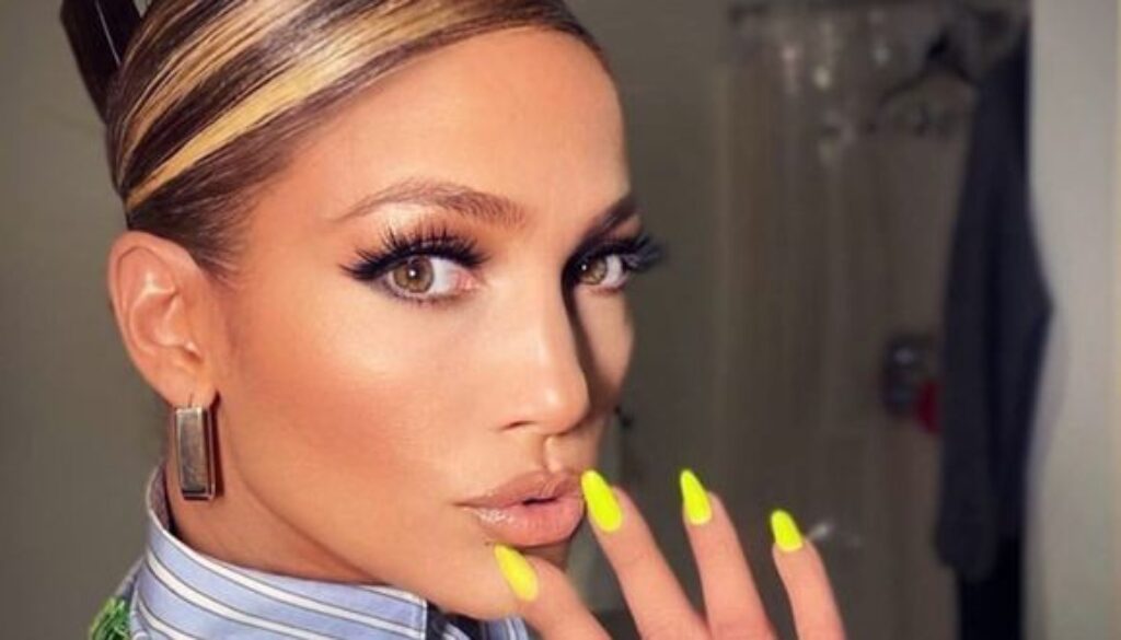 jlo (1)