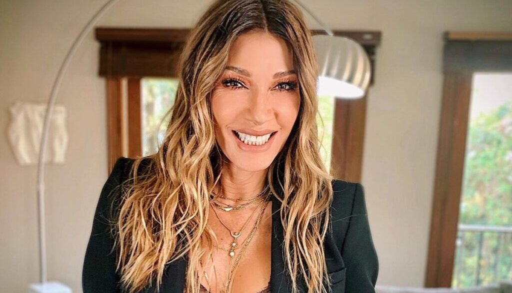 Catherine-Fulop-figura-54-e1572902095686