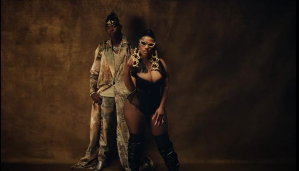 Blue y Nicki Minaj 2 (1)