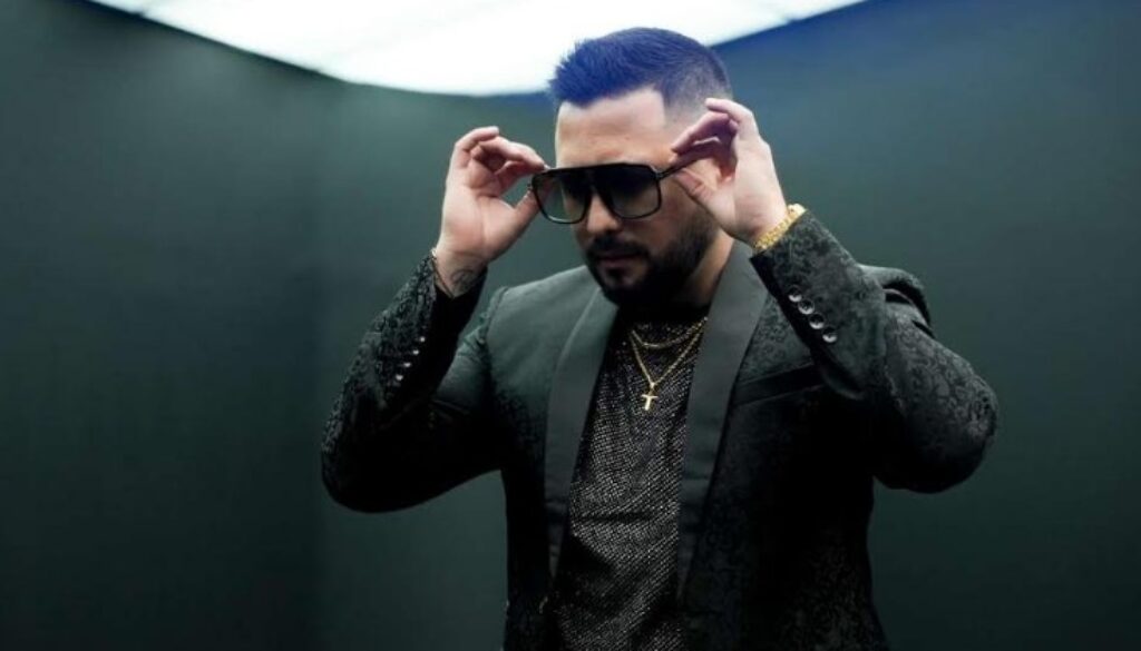 Captura de pantalla 2025-10-15 195256